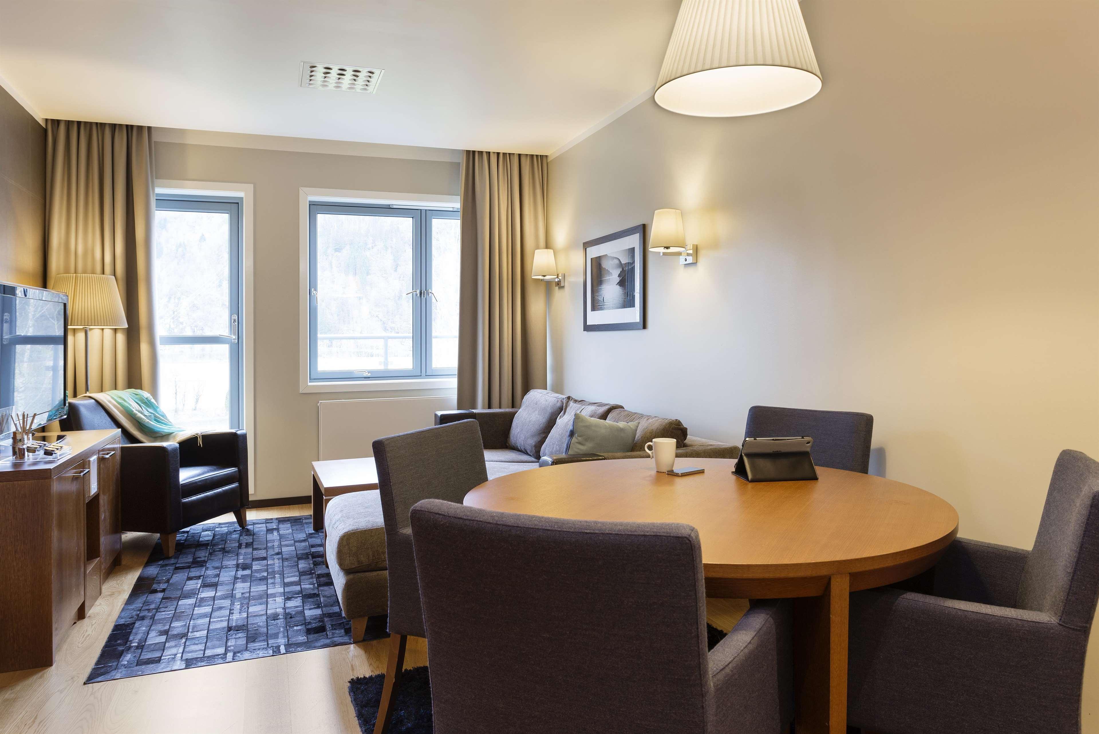 Scandic Sunnfjord Hotel & Spa Forde  Exterior photo
